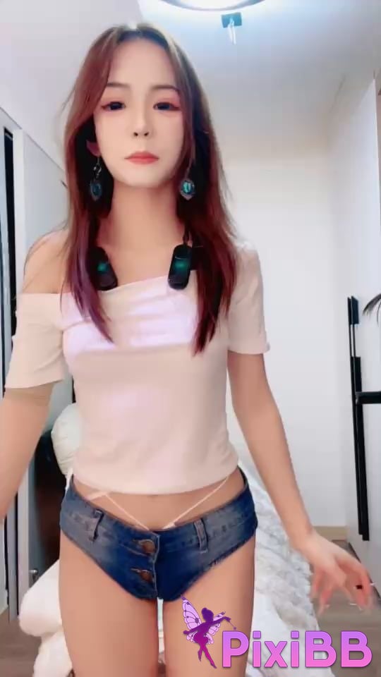 Gu Zhizhi Su Qing A collection of videos the squirting goddess with a perfect combination Tianyu 06 PixiBB.COM 036