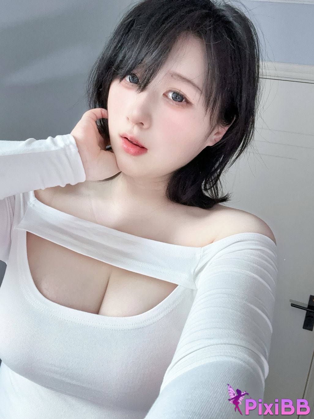 Cosplayer Zyra autumn moms skirt PixiBB.COM 007