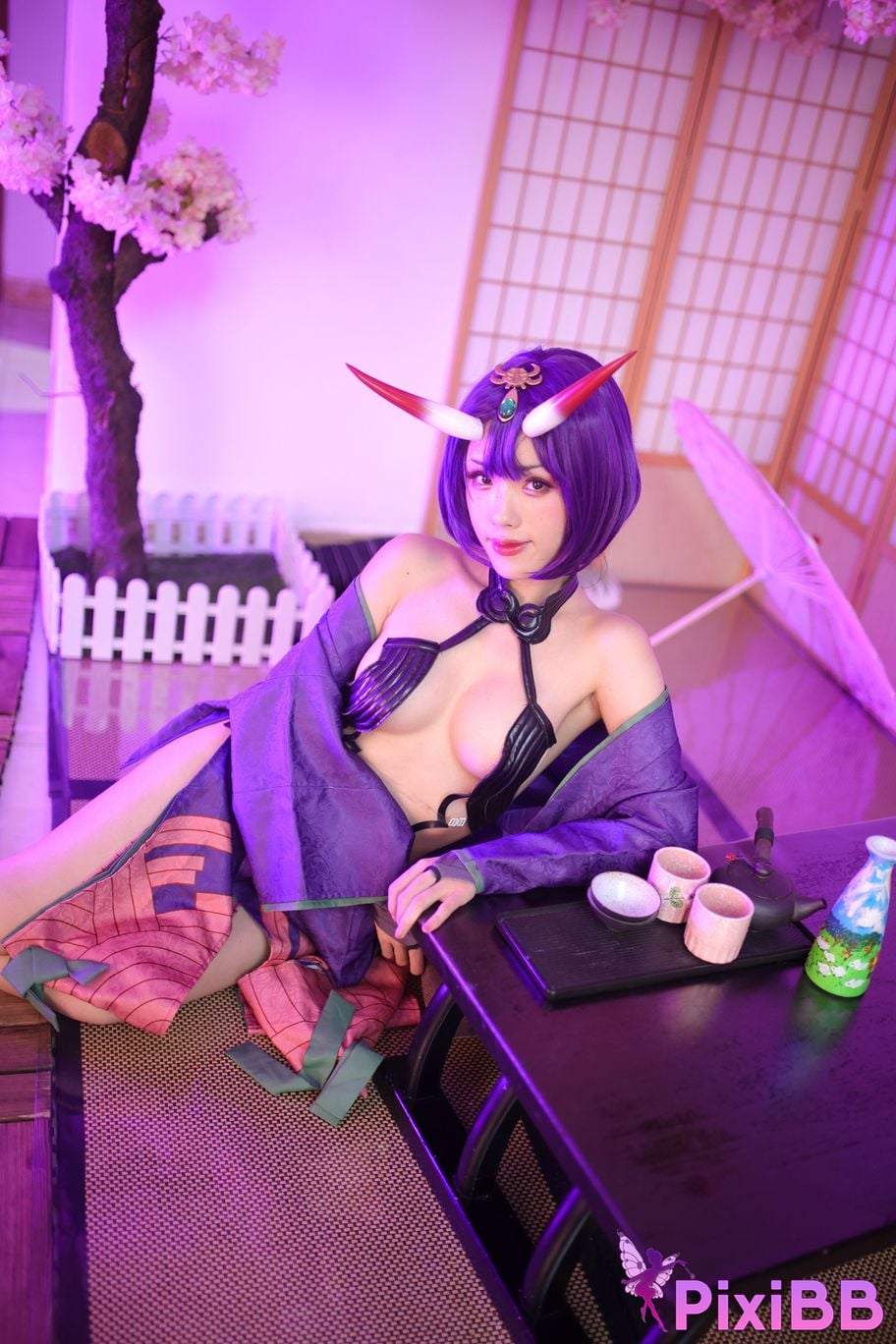 Cosplayer Titanium alloy TiTi Drinking wine PixiBB.COM 012