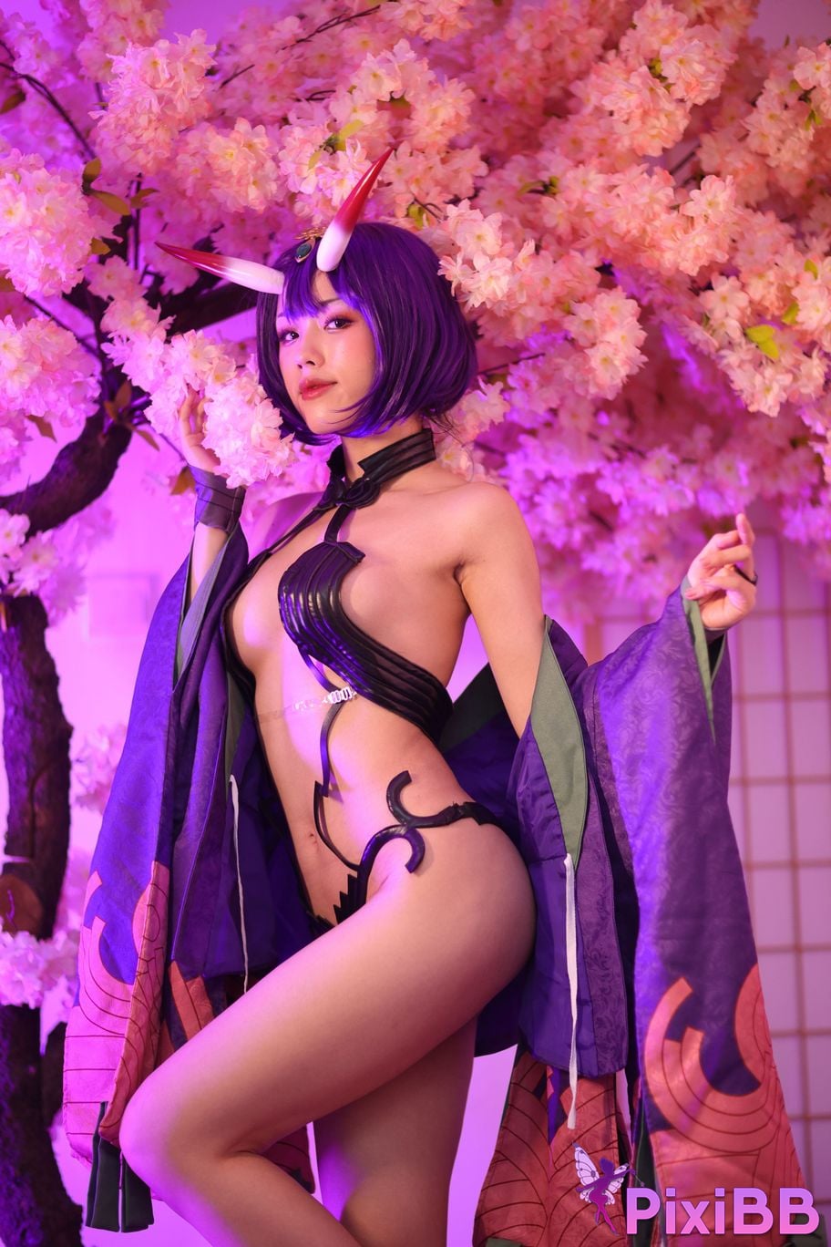 Cosplayer Titanium alloy TiTi Drinking wine PixiBB.COM 062