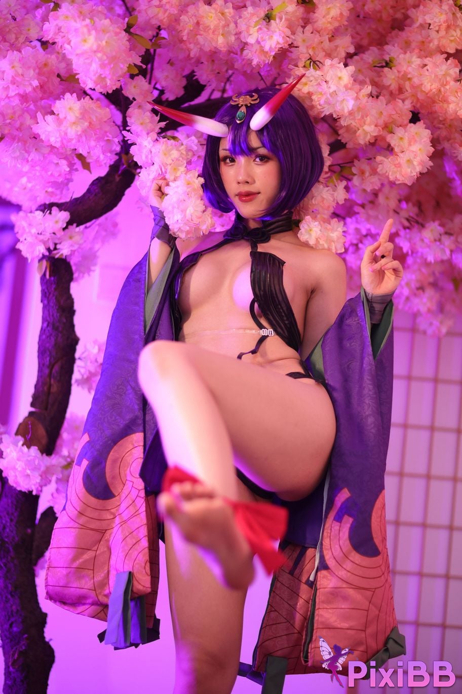 Cosplayer Titanium alloy TiTi Drinking wine PixiBB.COM 066