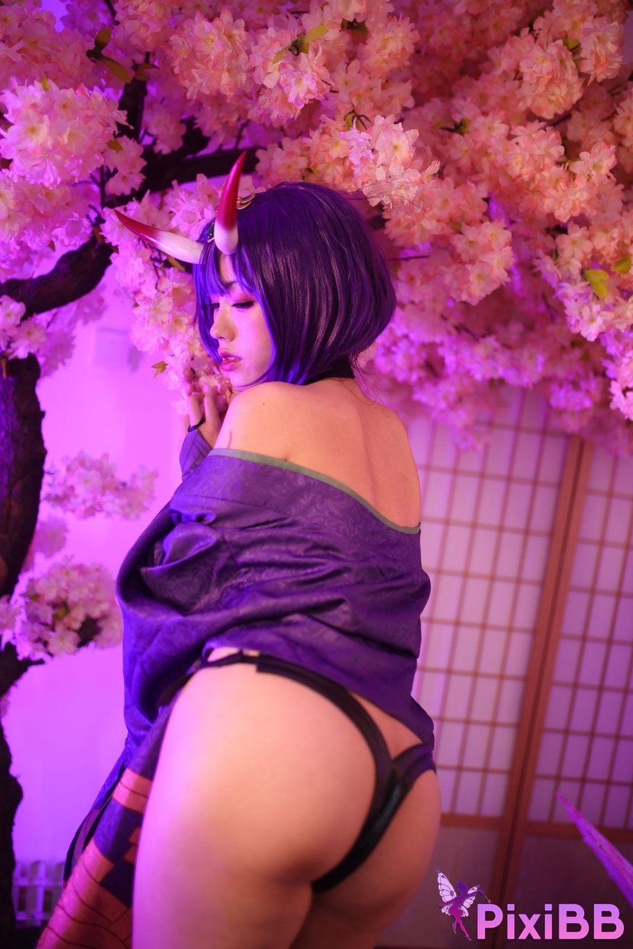 Cosplayer Titanium alloy TiTi Drinking wine PixiBB.COM 074