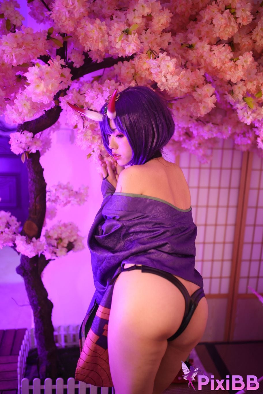 Cosplayer Titanium alloy TiTi Drinking wine PixiBB.COM 075