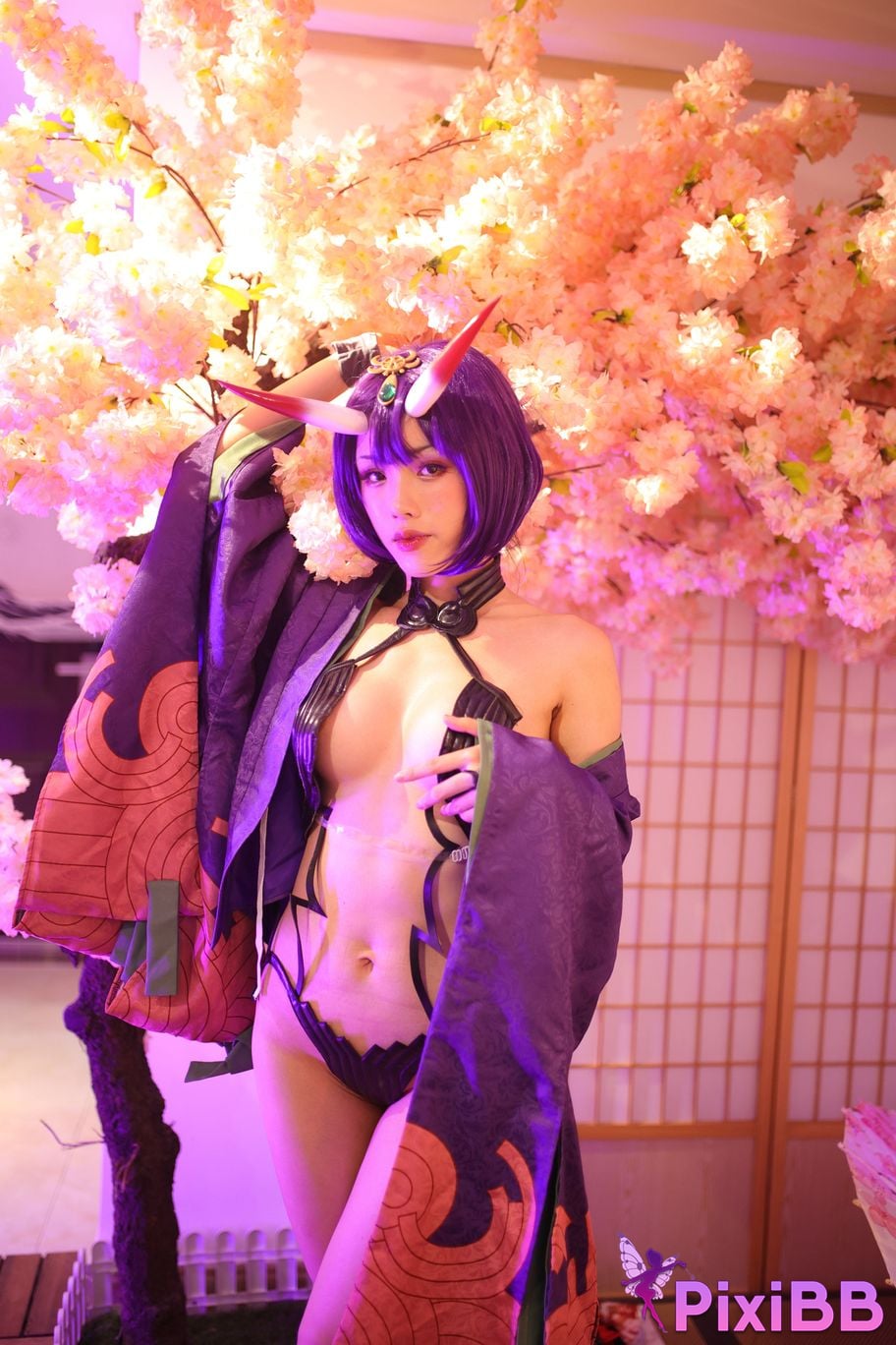 Cosplayer Titanium alloy TiTi Drinking wine PixiBB.COM 085