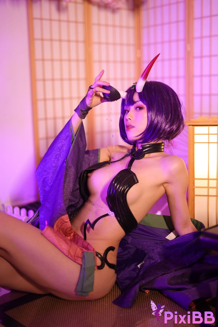 Cosplayer Titanium alloy TiTi Drinking wine PixiBB.COM 127