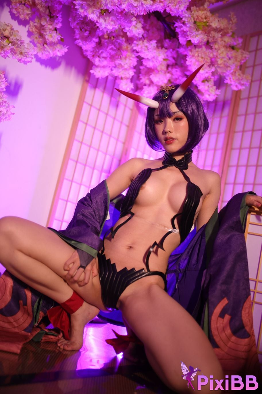 Cosplayer Titanium alloy TiTi Drinking wine PixiBB.COM 173