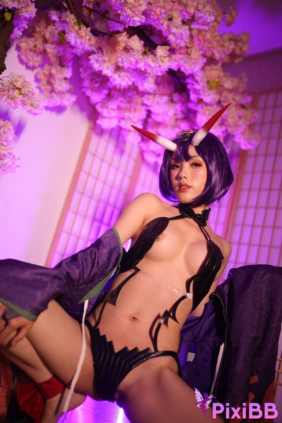 Cosplayer Titanium alloy TiTi Drinking wine PixiBB.COM 187