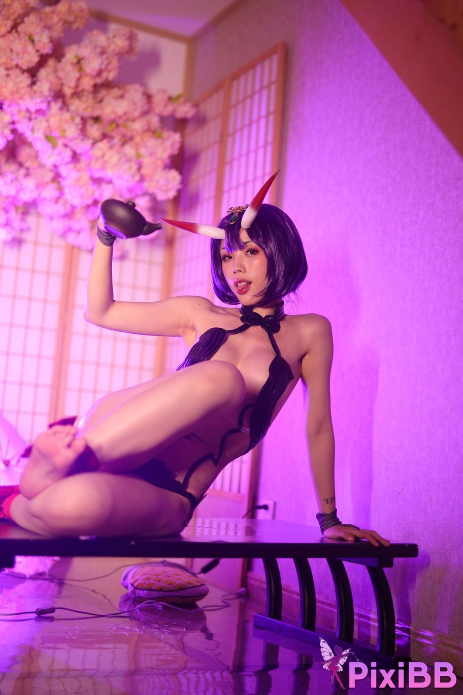 Cosplayer Titanium alloy TiTi Drinking wine PixiBB.COM 222