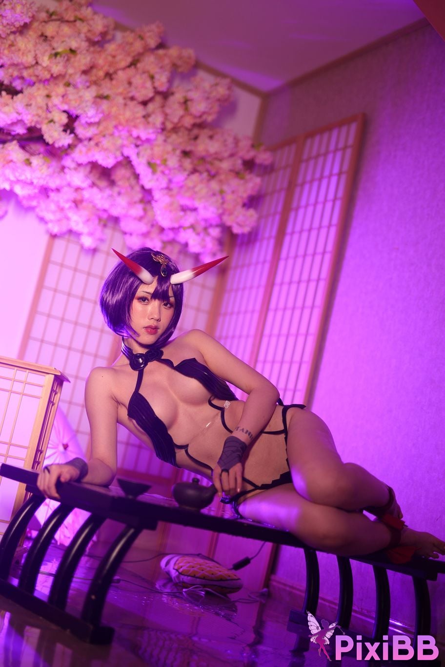 Cosplayer Titanium alloy TiTi Drinking wine PixiBB.COM 237