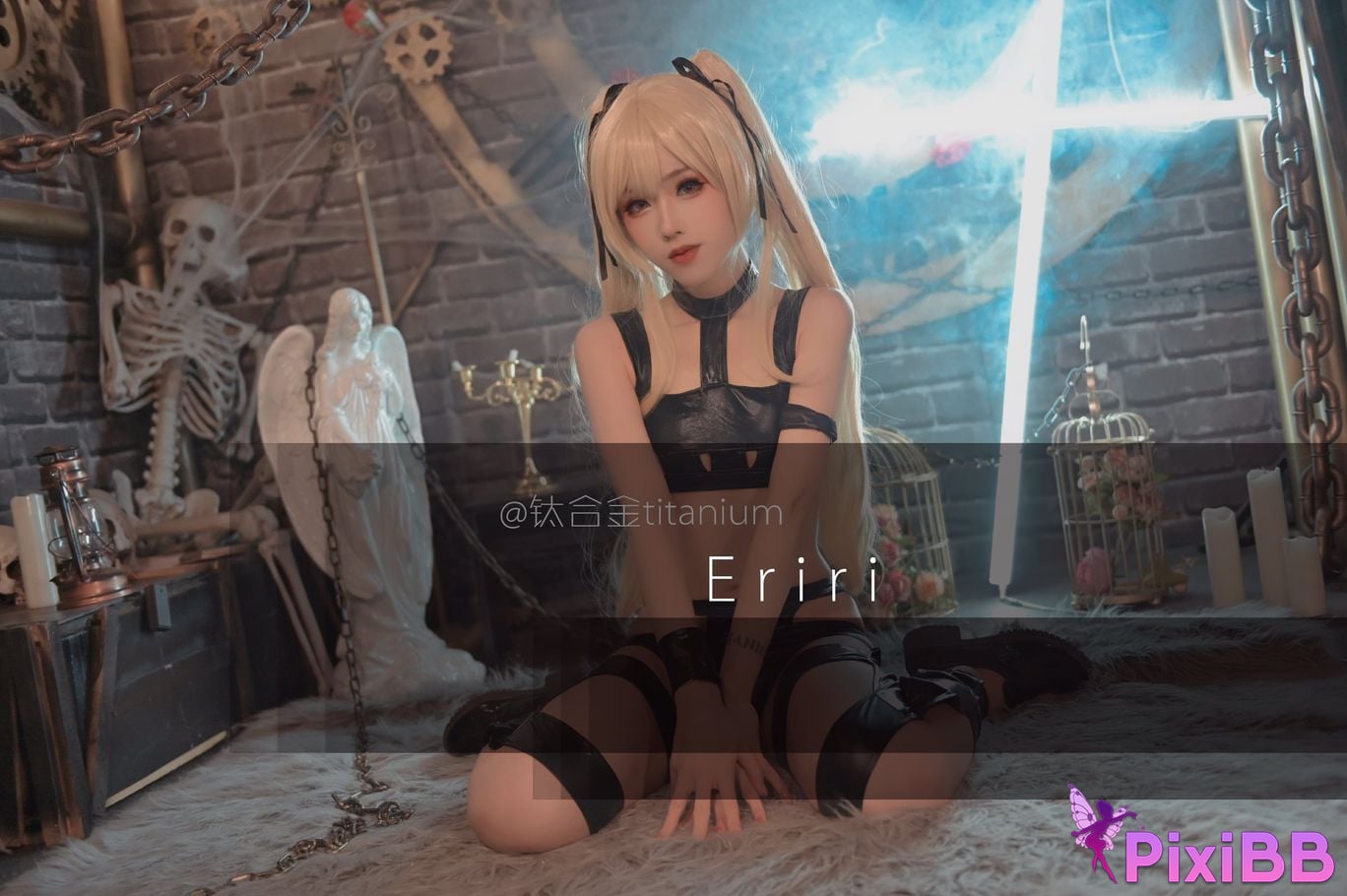 Cosplayer Titanium alloy TiTi Yinglili corset PixiBB.COM 010