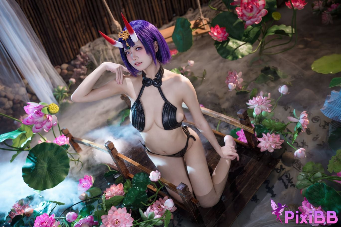 Cosplayer Jiuqi Meow FGO Drinking too much PixiBB.COM 007