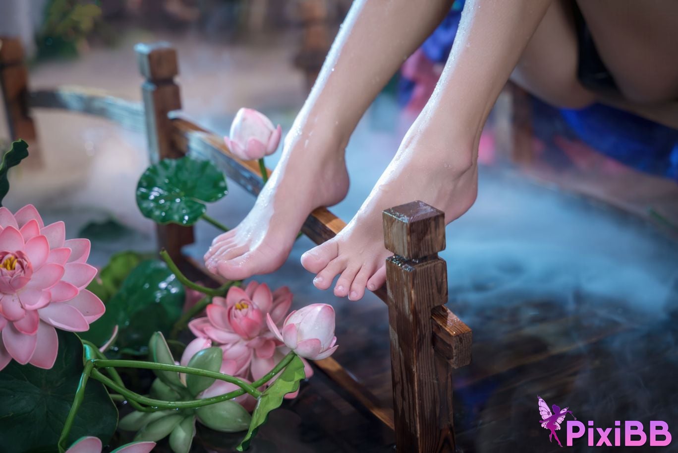 Cosplayer Jiuqi Meow FGO Drinking too much PixiBB.COM 011