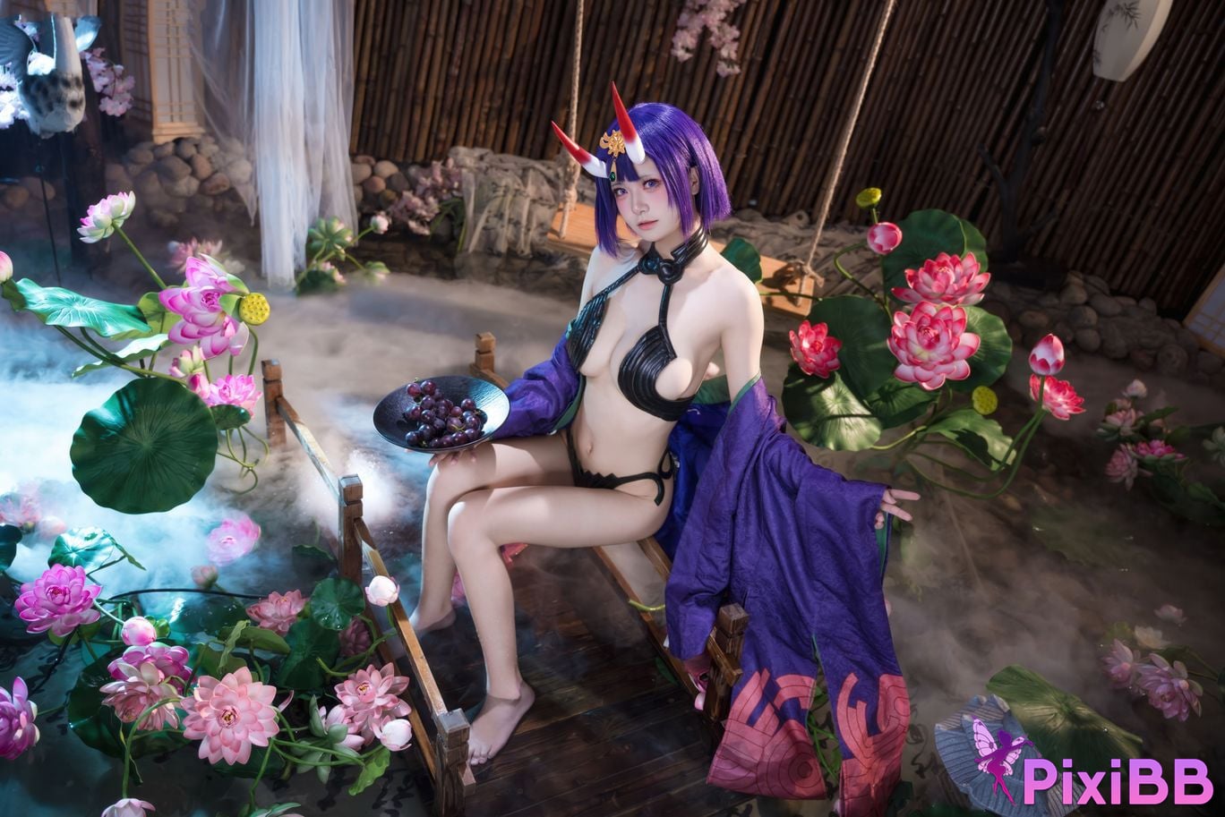 Cosplayer Jiuqi Meow FGO Drinking too much PixiBB.COM 016