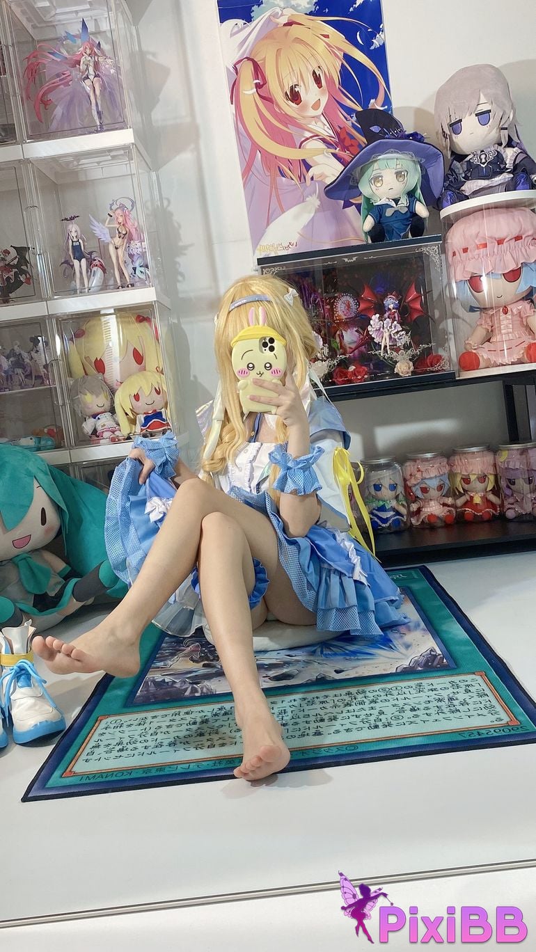 Cosplayer white oak Shirly piano sound PixiBB.COM 003