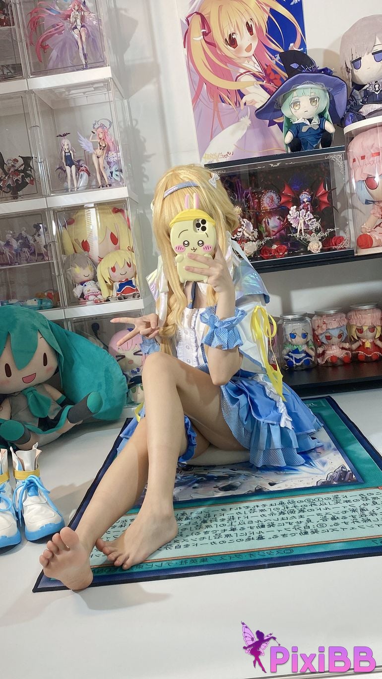 Cosplayer white oak Shirly piano sound PixiBB.COM 006