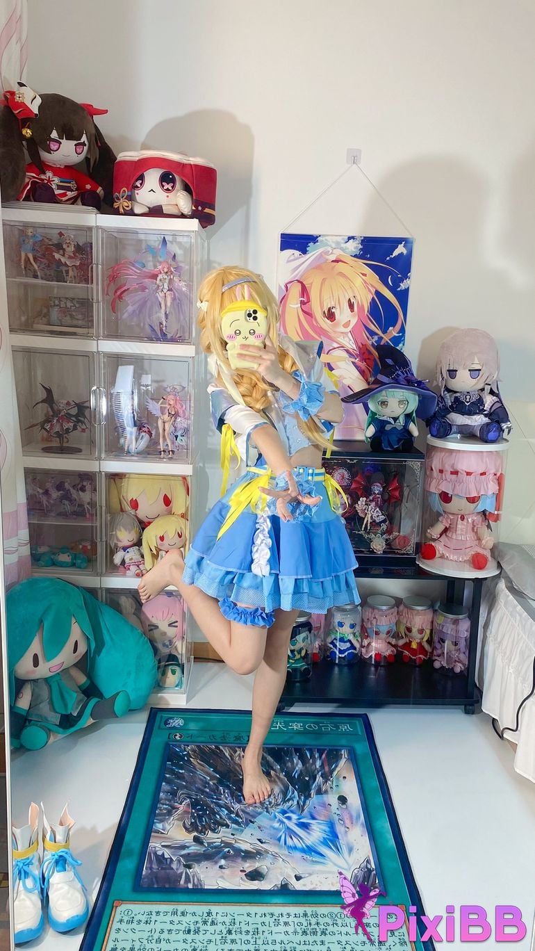 Cosplayer white oak Shirly piano sound PixiBB.COM 011