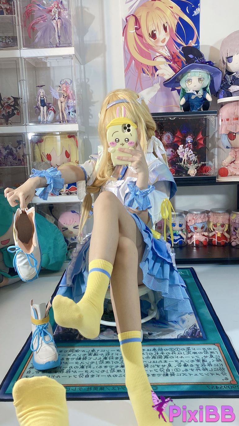 Cosplayer white oak Shirly piano sound PixiBB.COM 013