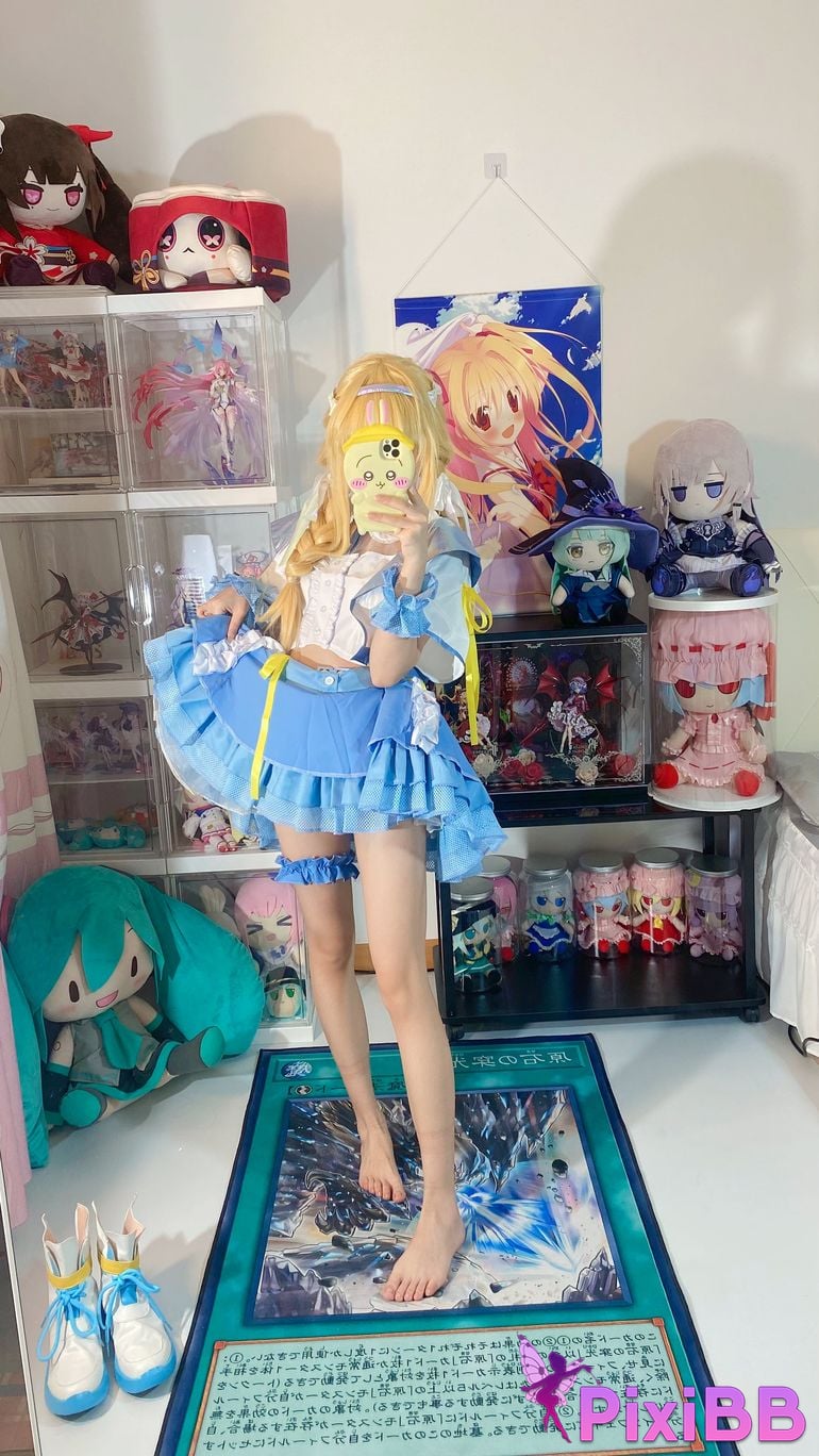 Cosplayer white oak Shirly piano sound PixiBB.COM 015