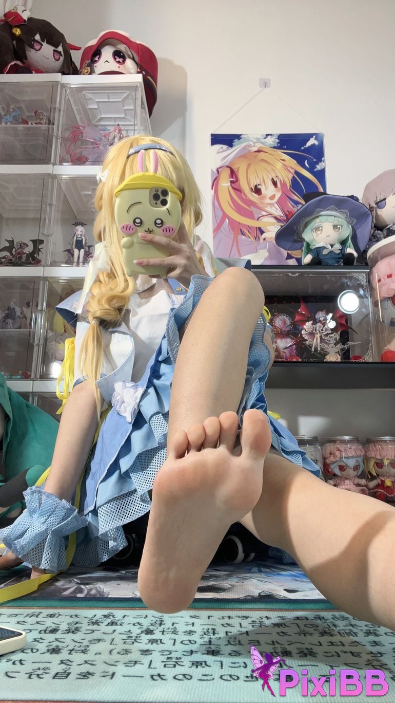 Cosplayer white oak Shirly piano sound PixiBB.COM 016