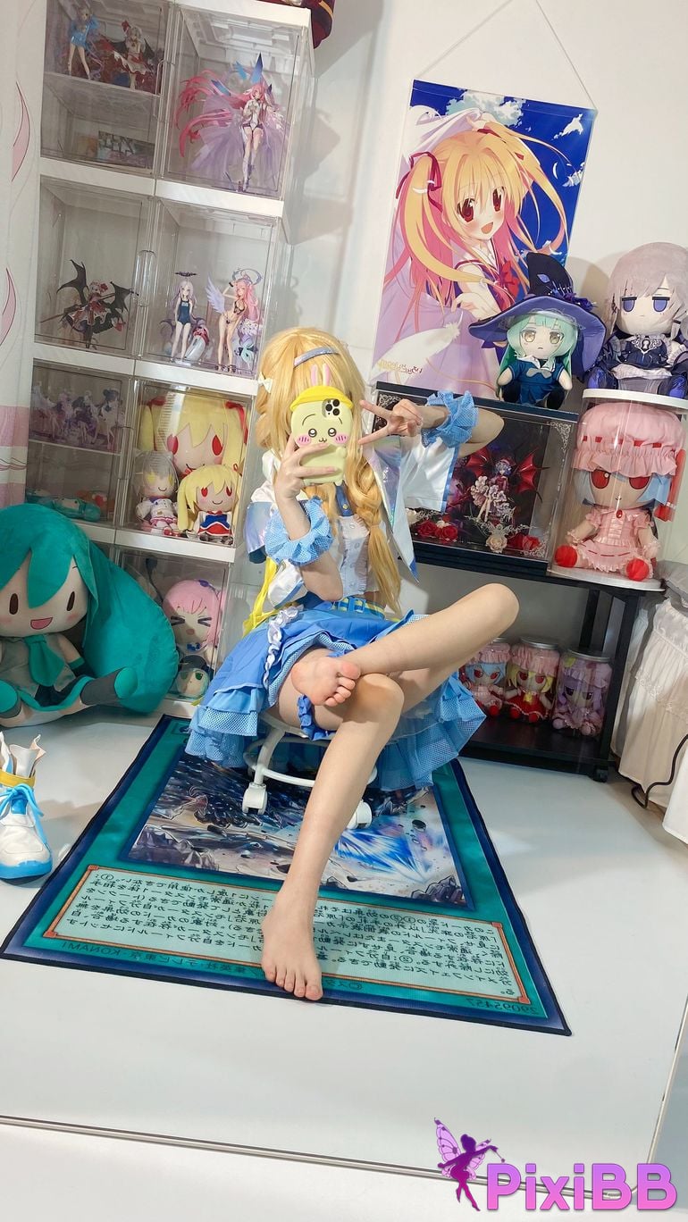 Cosplayer white oak Shirly piano sound PixiBB.COM 019