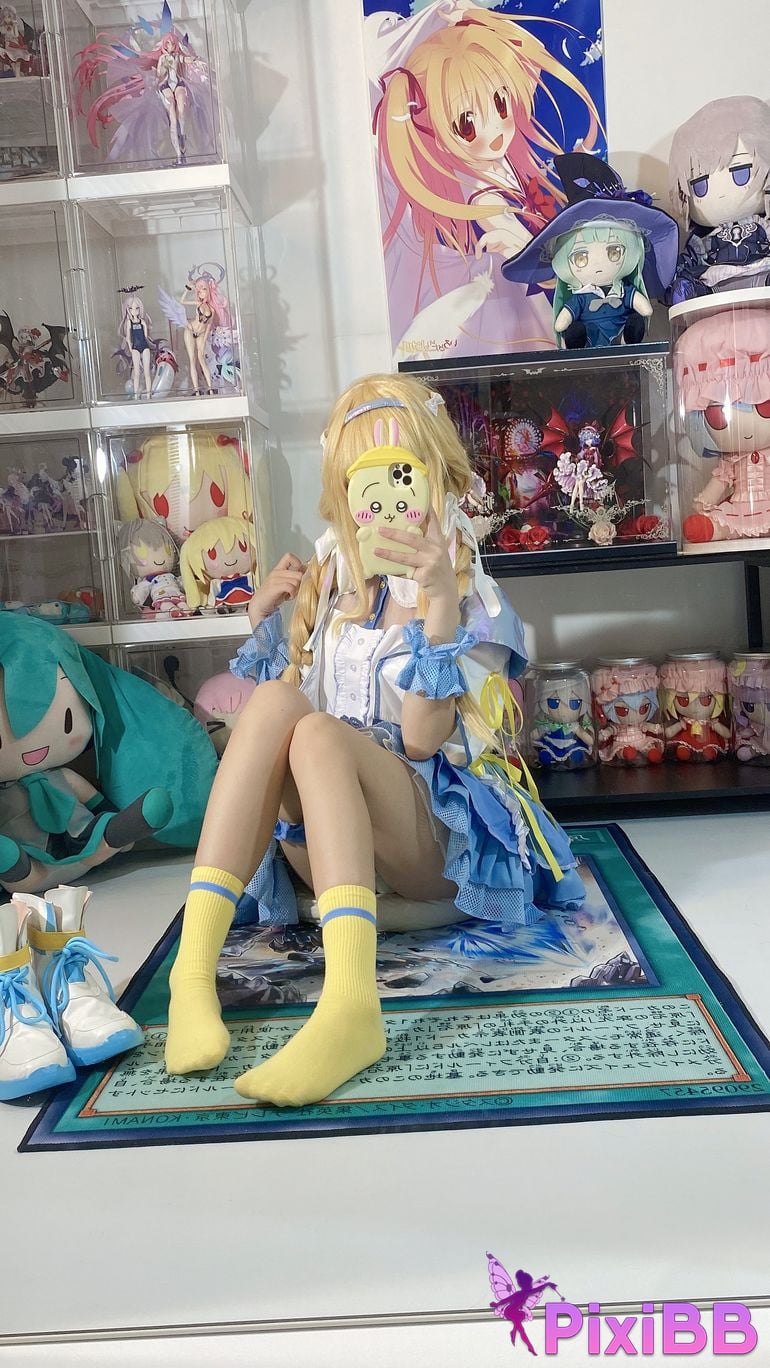 Cosplayer white oak Shirly piano sound PixiBB.COM 023