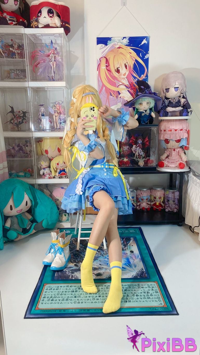 Cosplayer white oak Shirly piano sound PixiBB.COM 024