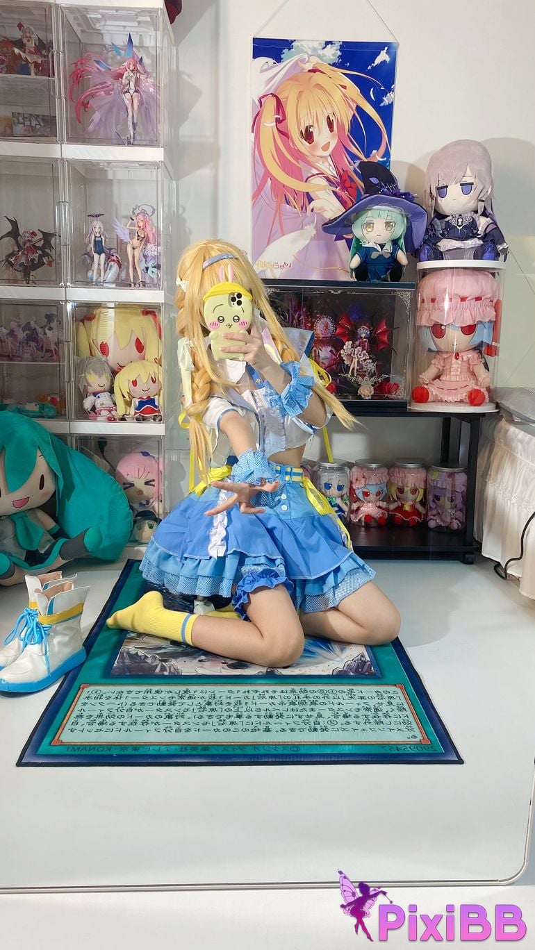 Cosplayer white oak Shirly piano sound PixiBB.COM 035