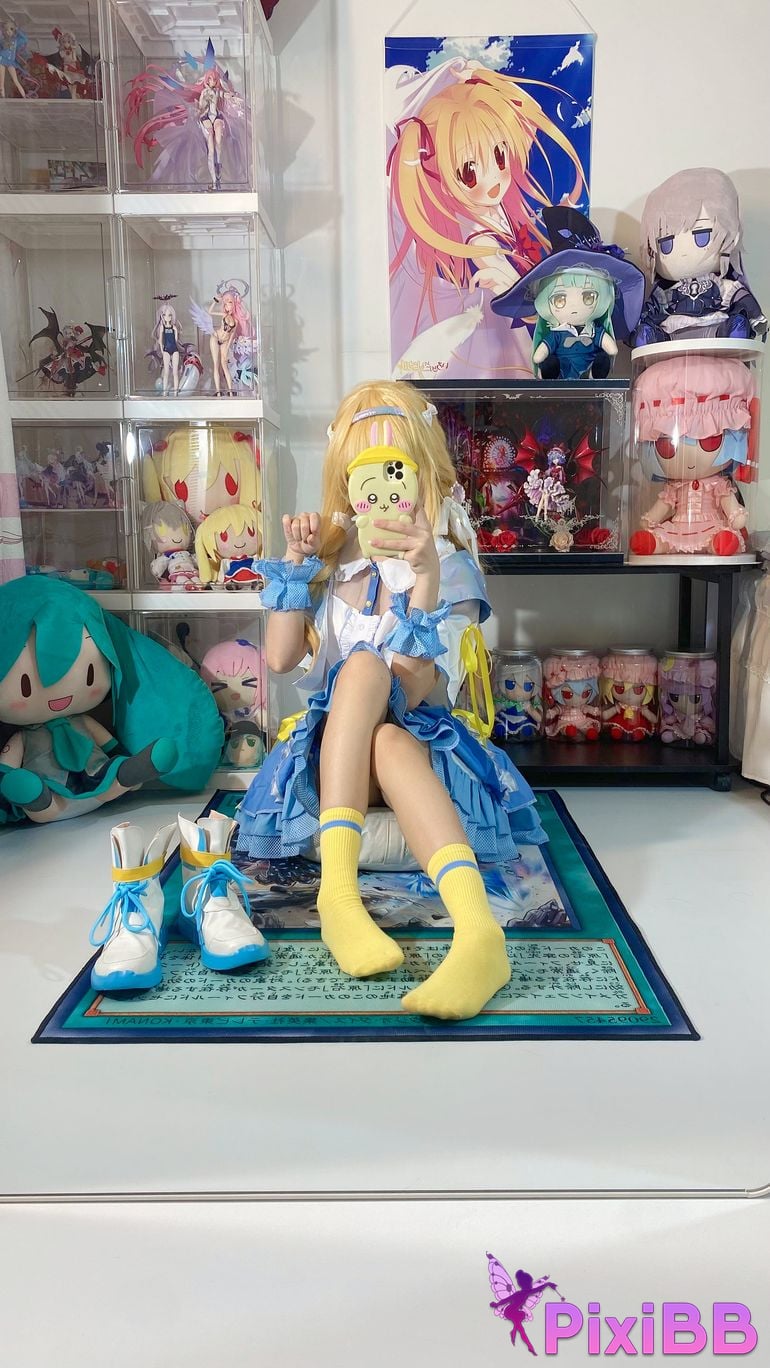 Cosplayer white oak Shirly piano sound PixiBB.COM 036