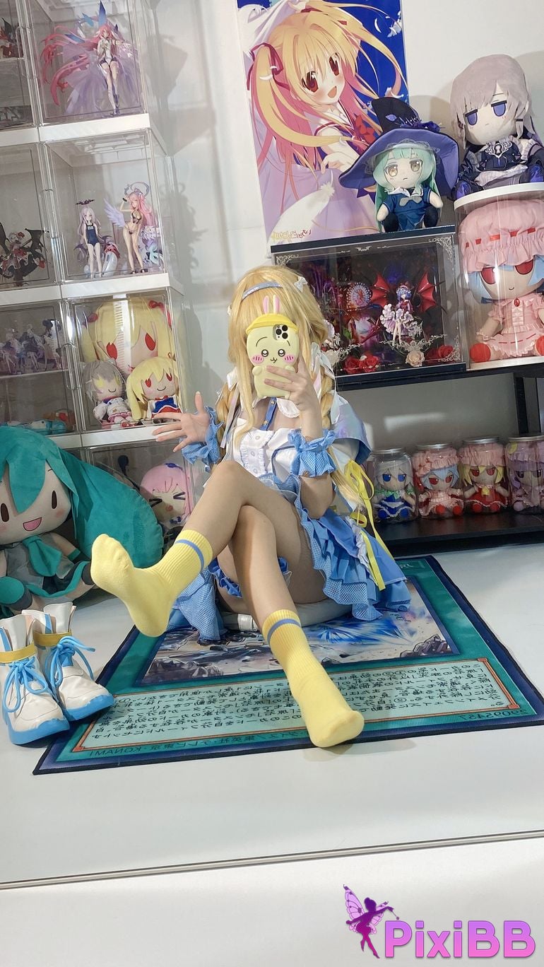 Cosplayer white oak Shirly piano sound PixiBB.COM 038