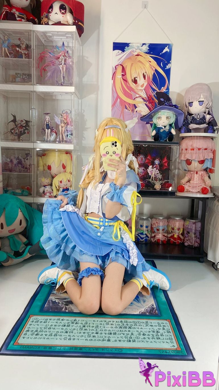 Cosplayer white oak Shirly piano sound PixiBB.COM 039