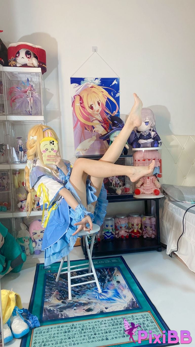 Cosplayer white oak Shirly piano sound PixiBB.COM 041