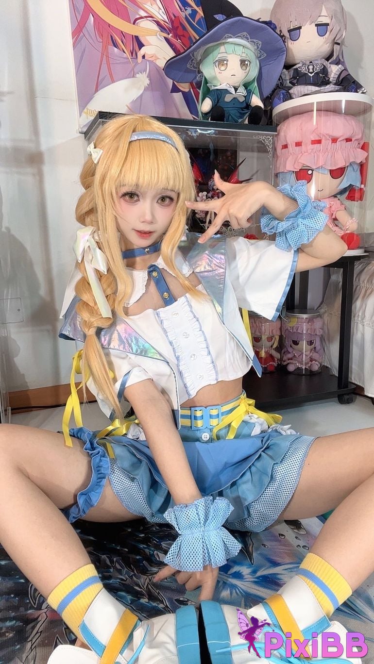 Cosplayer white oak Shirly piano sound PixiBB.COM 043