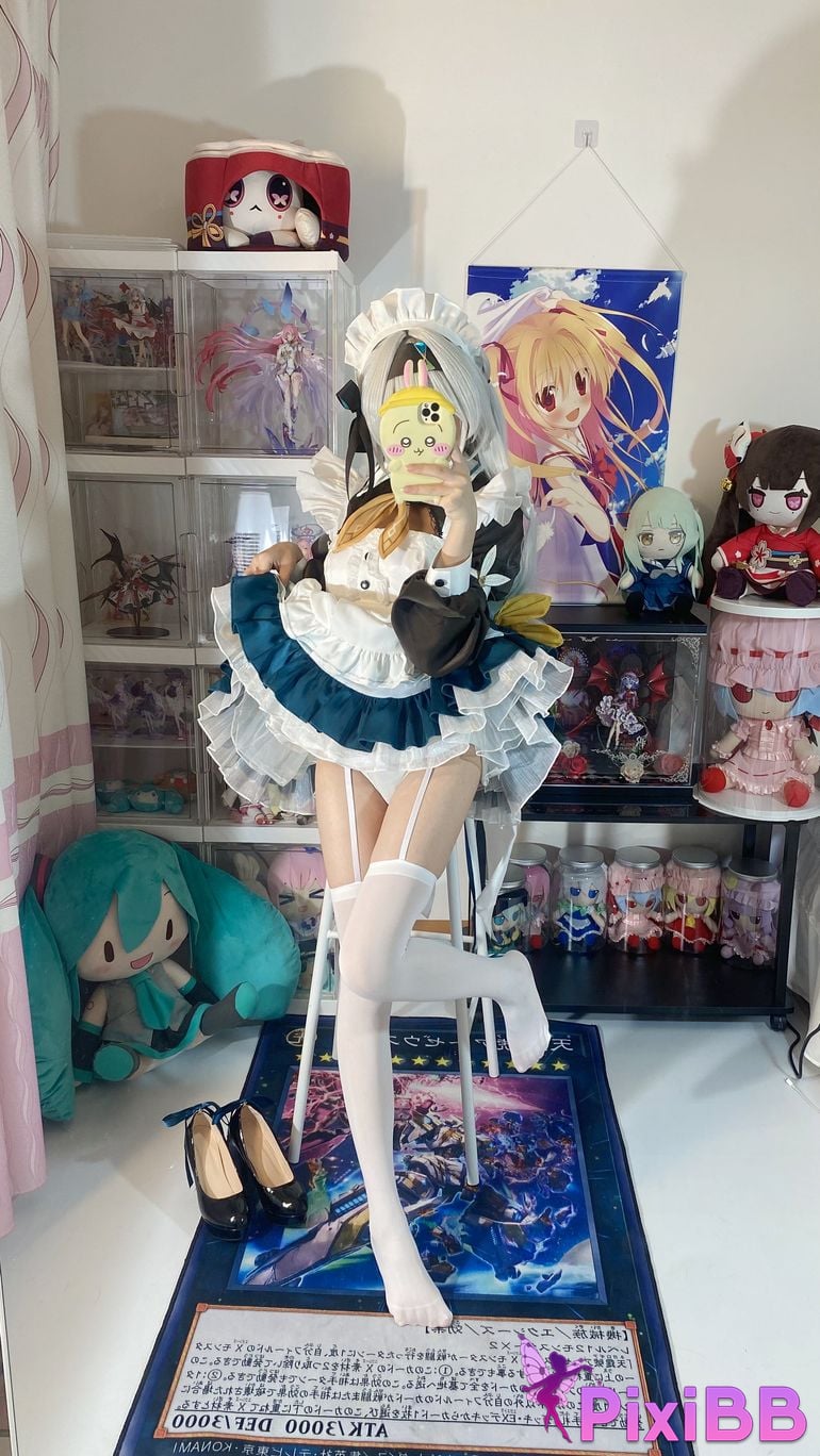 Cosplayer white oak Shirly H o n k a i I m p c t S r R l d Firefly Maid PixiBB.COM 042