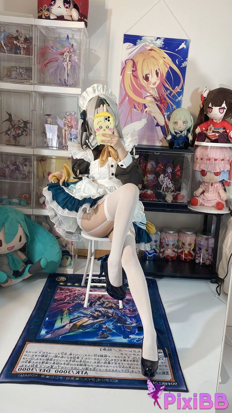 Cosplayer white oak Shirly H o n k a i I m p c t S r R l d Firefly Maid PixiBB.COM 048