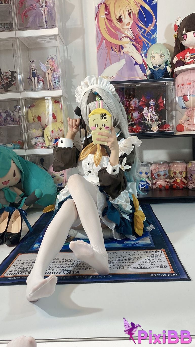 Cosplayer white oak Shirly H o n k a i I m p c t S r R l d Firefly Maid PixiBB.COM 062