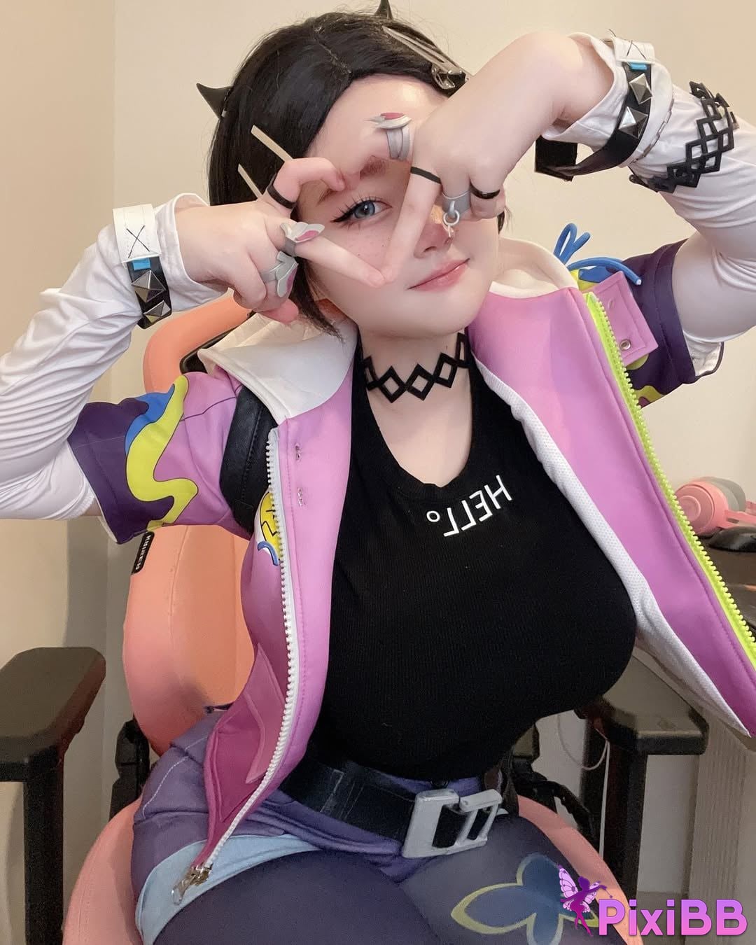 Saizneko Clove (Valorant) PixiBB.COM 2