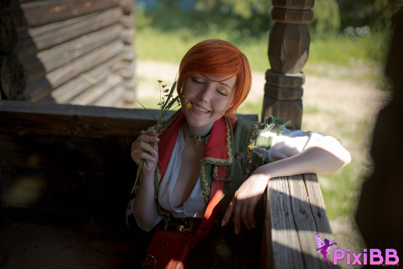 Lada Lyumos Shani PixiBB.COM 21