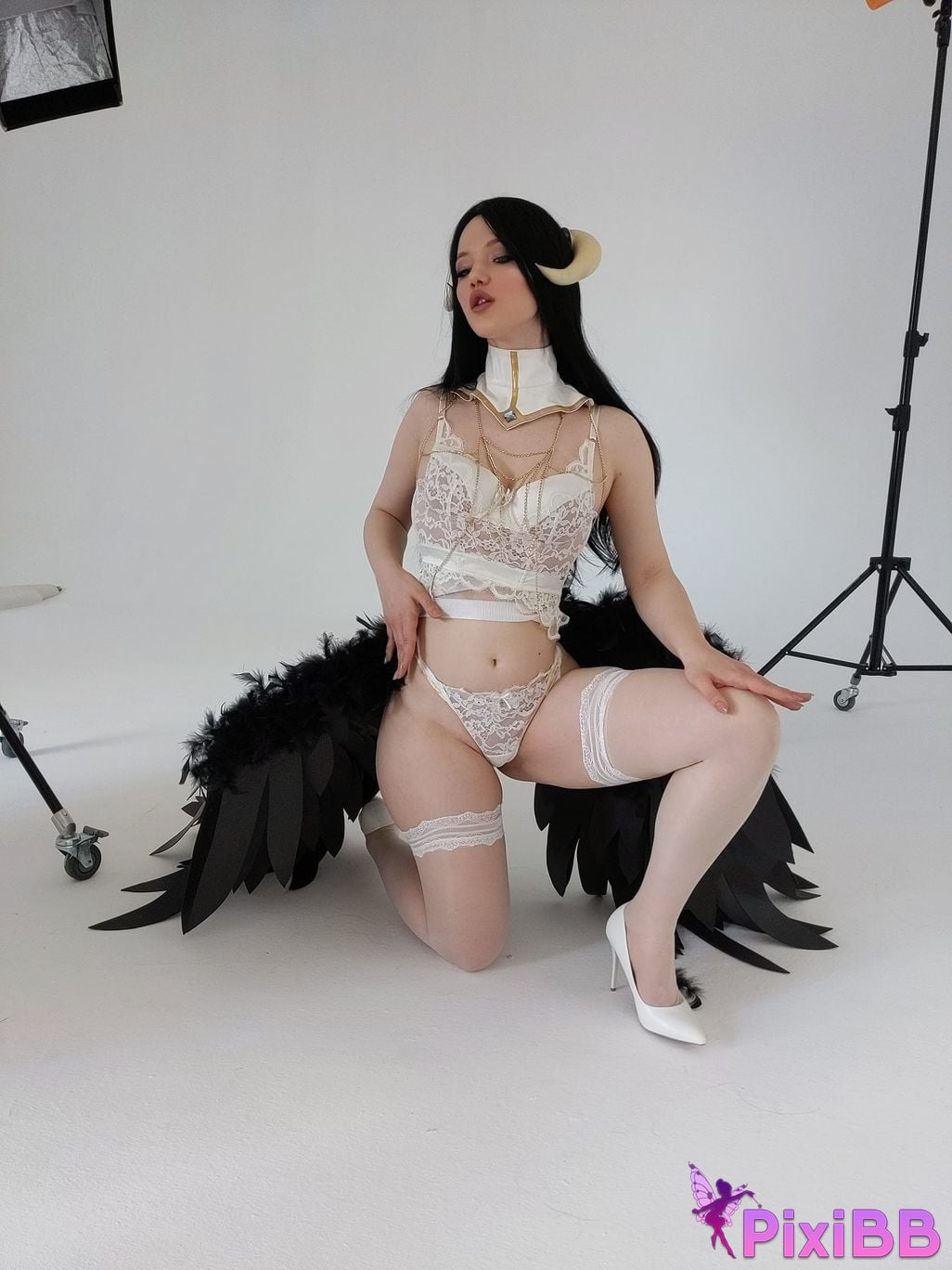 Lada Lyumos Albedo PixiBB.COM 23