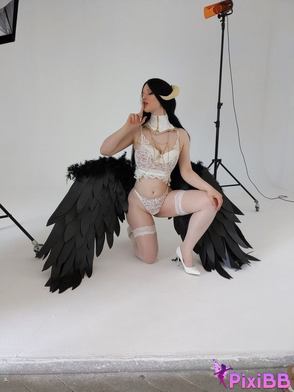 Lada Lyumos Albedo PixiBB.COM 24