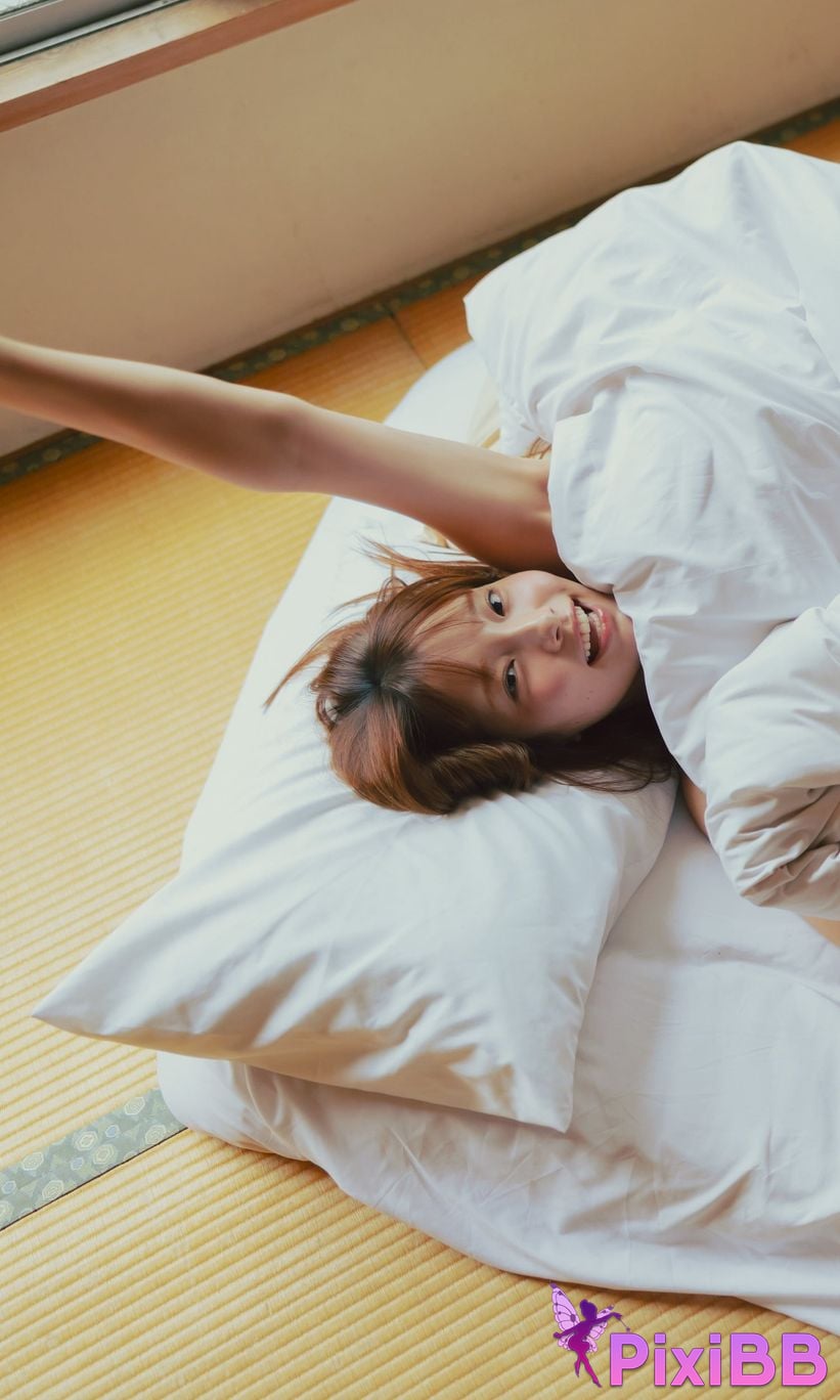 Japanese Idol Natsuki Satonaka Happiness Is This is like this PixiBB.COM 012