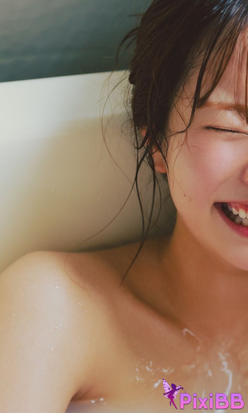 Japanese Idol Natsuki Satonaka Happiness Is This is like this PixiBB.COM 039