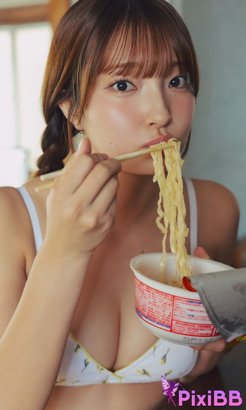 Japanese Idol Natsuki Satonaka Happiness Is This is like this PixiBB.COM 055