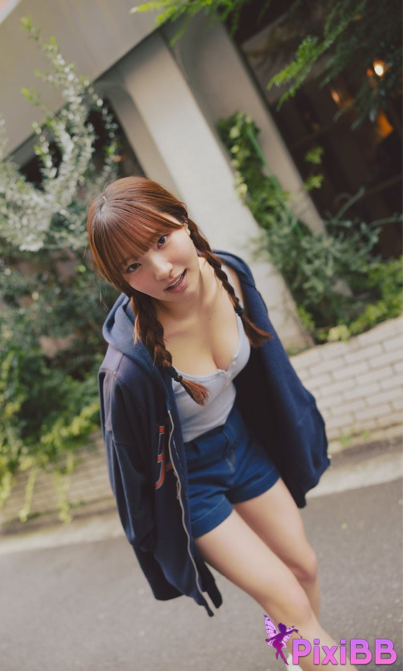 Japanese Idol Natsuki Satonaka Happiness Is This is like this PixiBB.COM 074