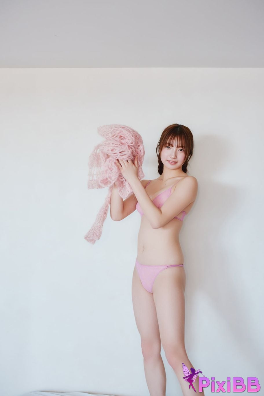 Japanese Idol Natsuki Satonaka FRIDAY Digital Photo Collection O h n o V l . 3 Large scale special edition PixiBB.COM 041