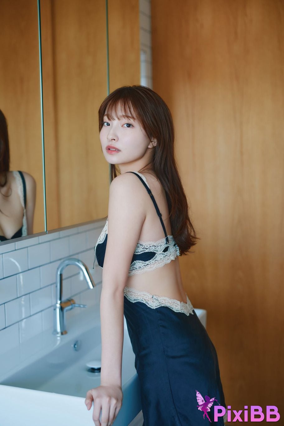 Japanese Idol Natsuki Satonaka FRIDAY Digital Photo Collection O h n o V l . 2 PixiBB.COM 029