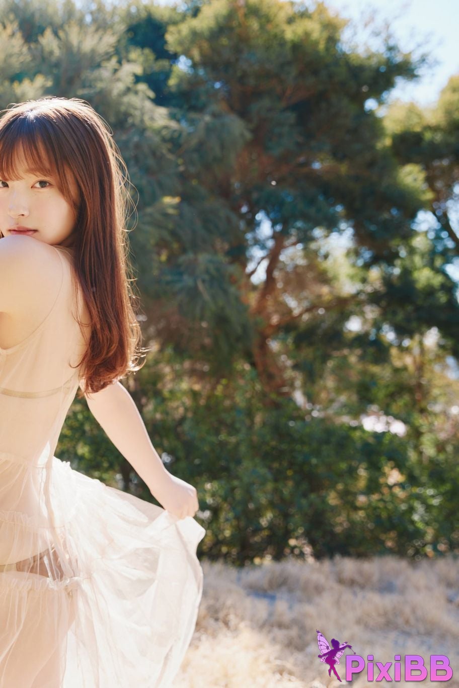 Japanese Idol Natsuki Satonaka FRIDAY Digital Photo Collection O h n o V l . 1 PixiBB.COM 004