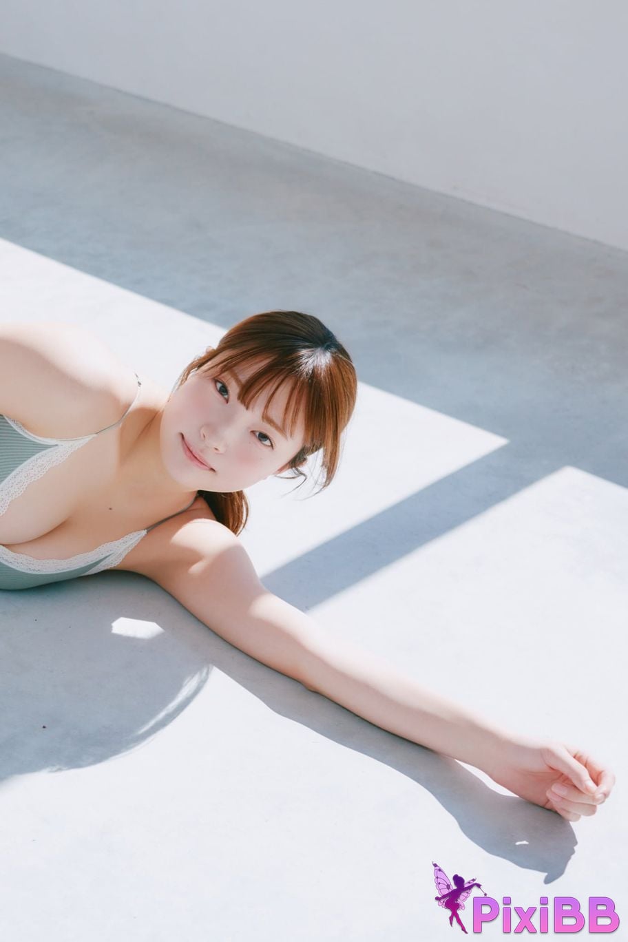 Japanese Idol Natsuki Satonaka FRIDAY Digital Photo Collection O h n o V l . 1 PixiBB.COM 019