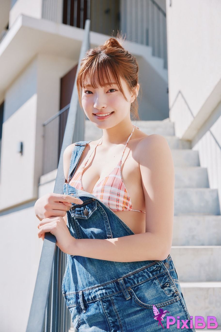 Japanese Idol Natsuki Satonaka FRIDAY Digital Photo Collection O h n o V l . 1 PixiBB.COM 047