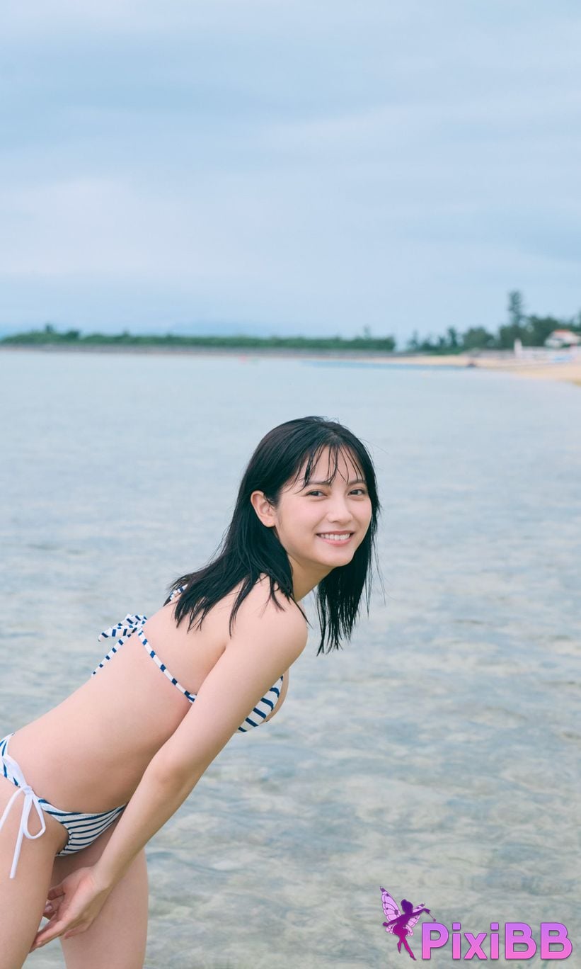 Japanese Idol Momotsuki Nashiko Large scale photo book ENJOY SUMMER Weekly Play PHOTO BOOK PixiBB.COM 031