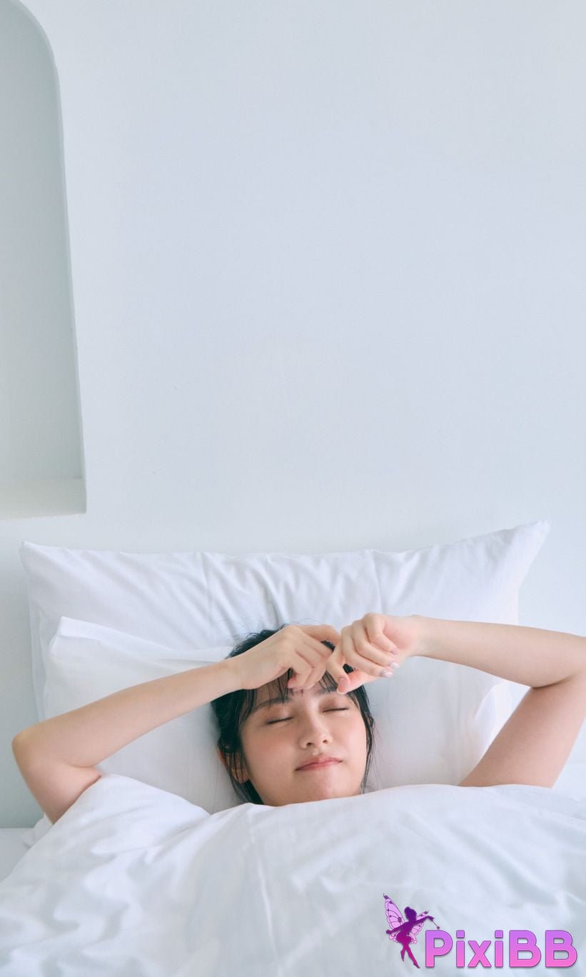 Japanese Idol Momotsuki Nashiko Large scale photo book ENJOY SUMMER Weekly Play PHOTO BOOK PixiBB.COM 048